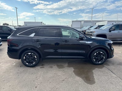 2025 Kia Sorento S FWD