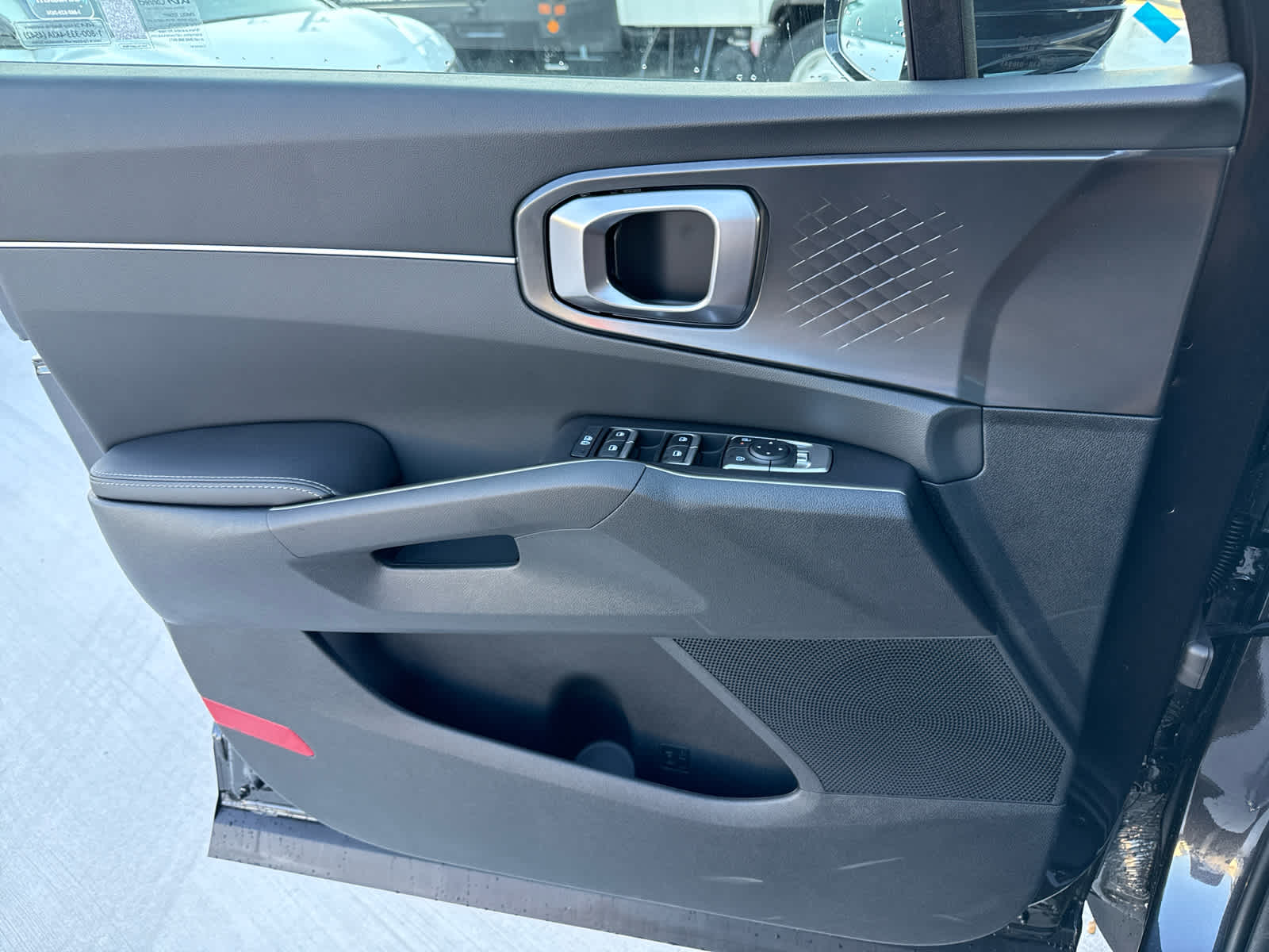 2025 Kia Sorento S FWD