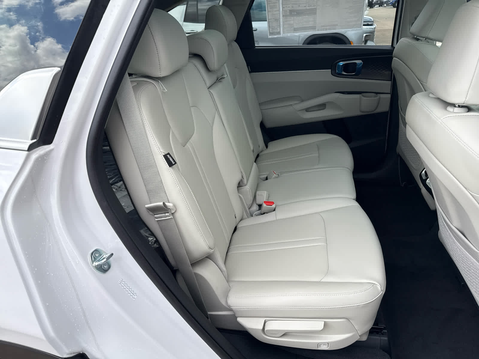 2025 Kia Sorento S FWD