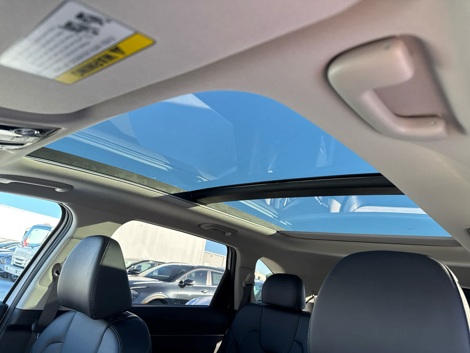 2025 Kia Sorento S FWD