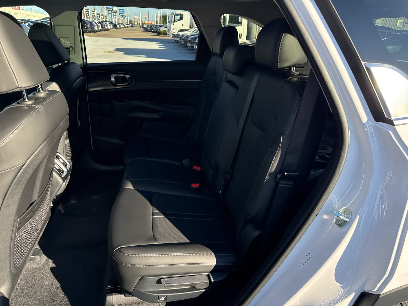 2025 Kia Sorento S FWD