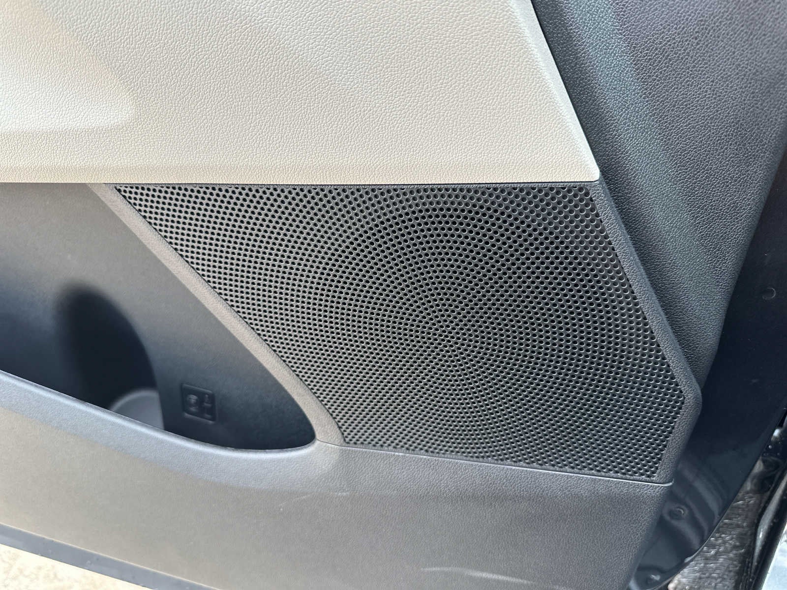 2025 Kia Sorento S FWD