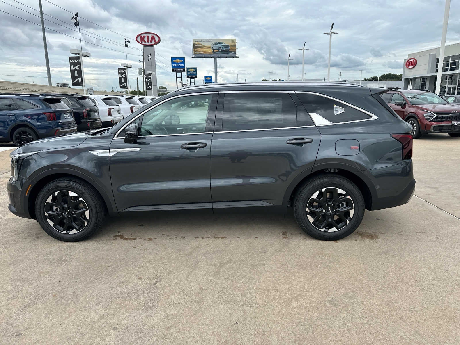 2025 Kia Sorento S FWD