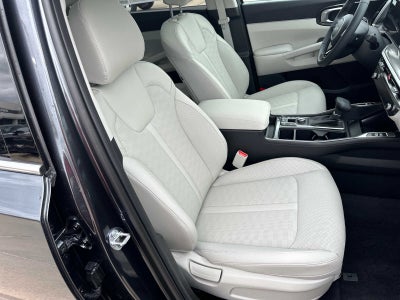 2025 Kia Sorento S FWD