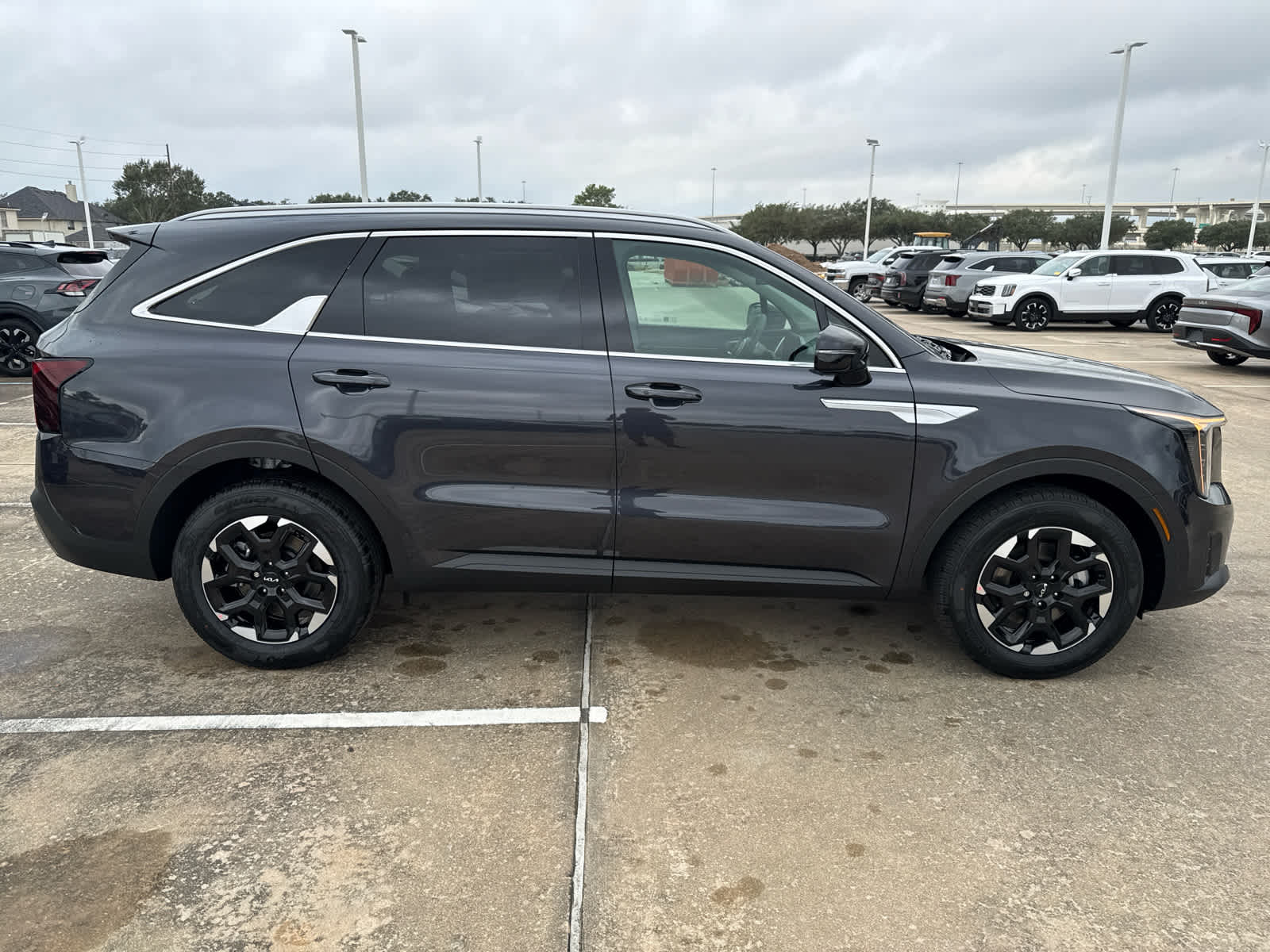 2025 Kia Sorento S FWD