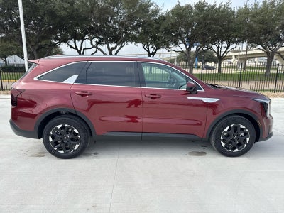 2025 Kia Sorento S FWD