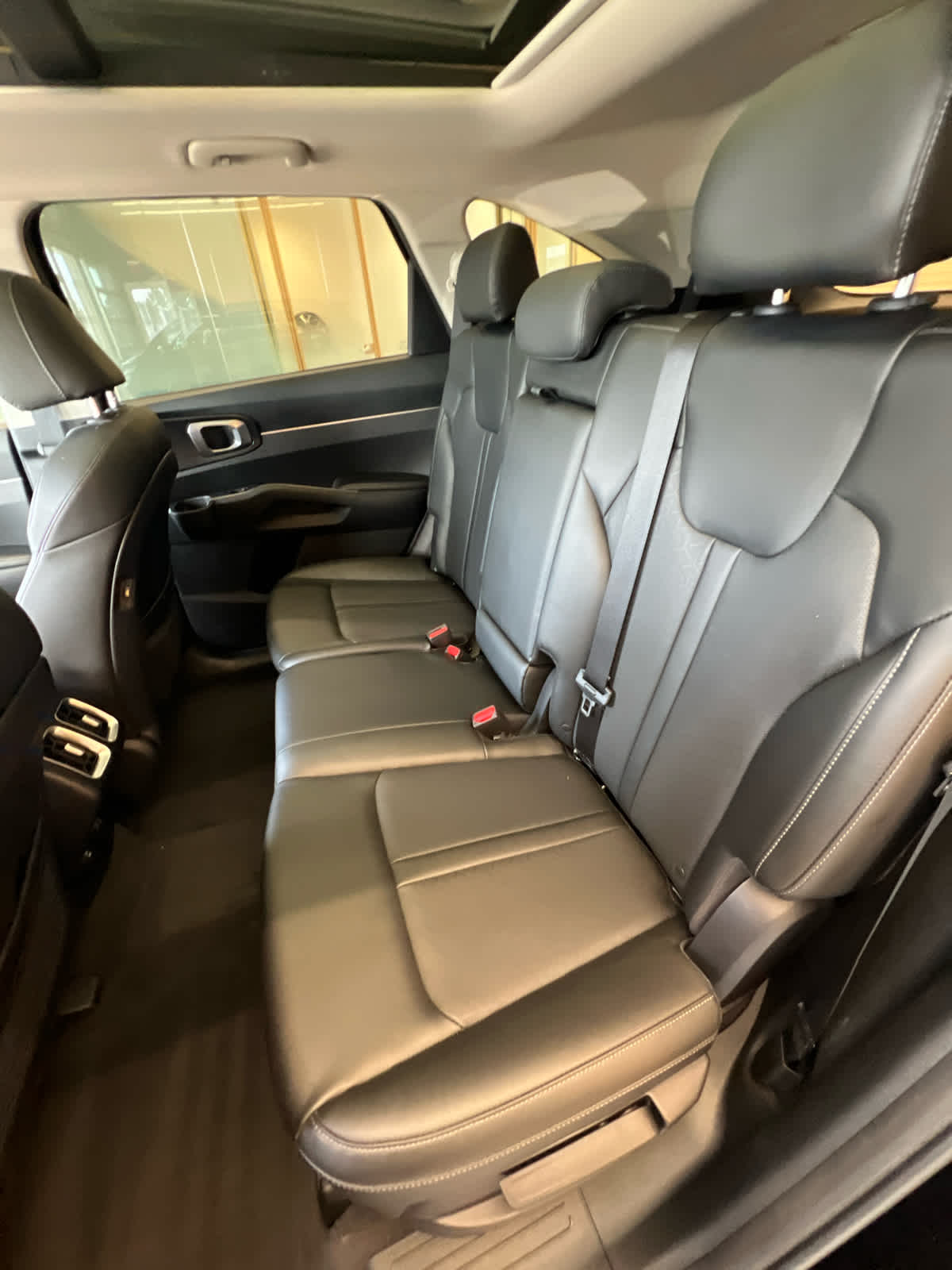 2022 Kia Sorento S FWD