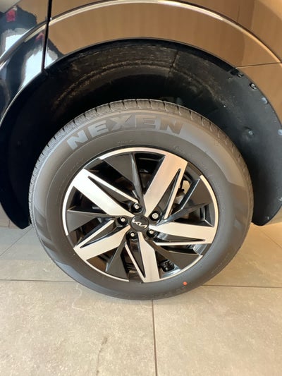 2022 Kia Sorento S FWD