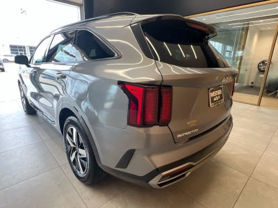 2023 Kia Sorento S FWD