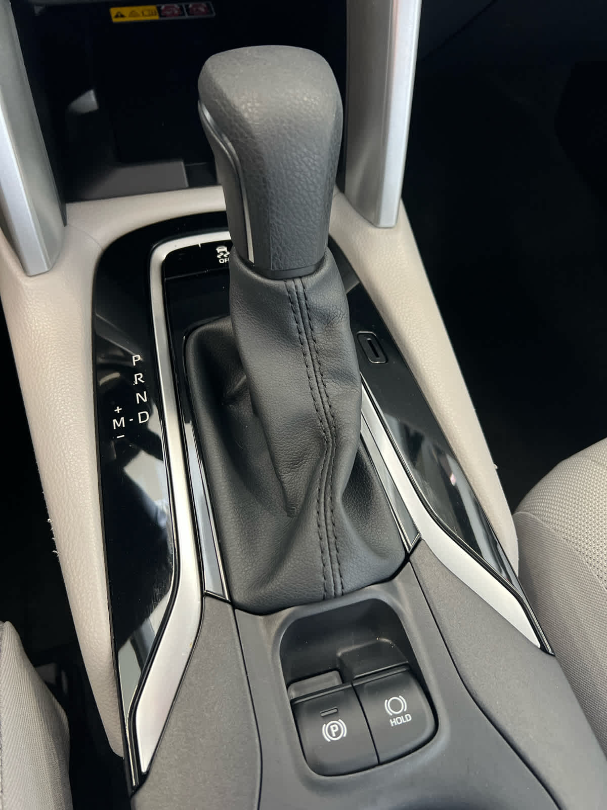 2024 Toyota Corolla Cross LE 2WD