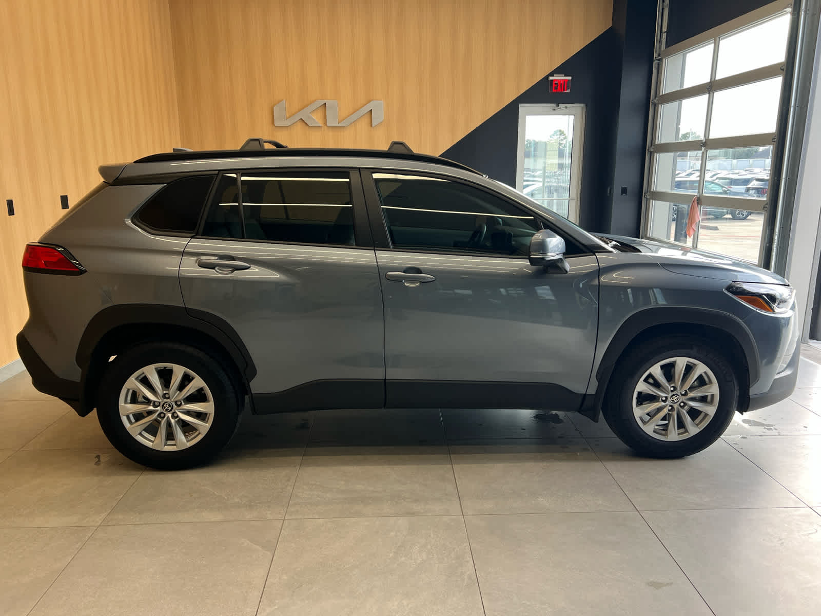 2024 Toyota Corolla Cross LE 2WD