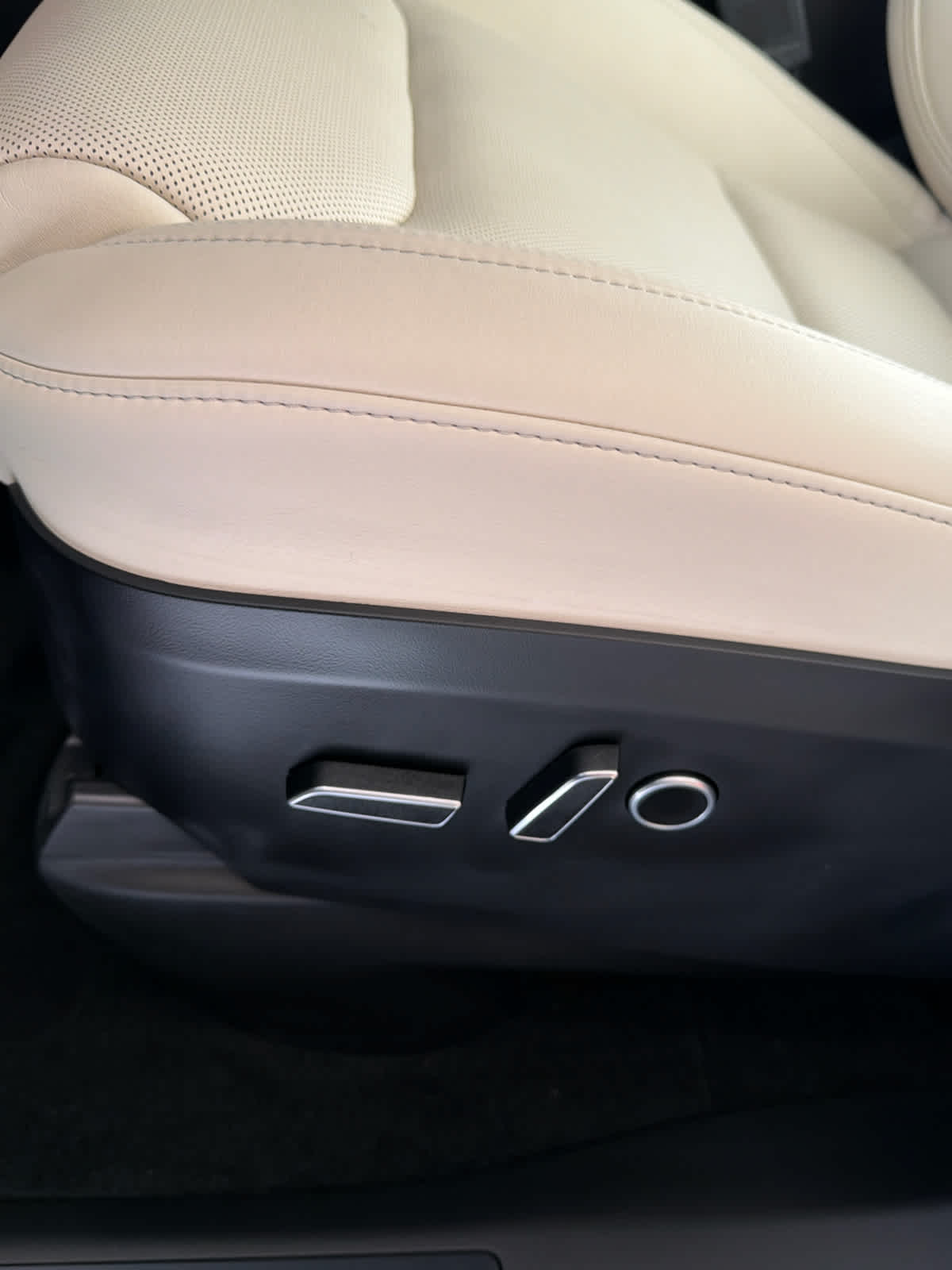 2023 Tesla Model X AWD