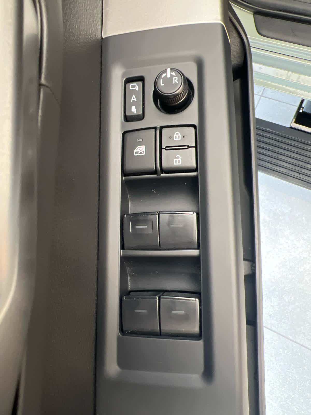 2026 Toyota Sequoia Platinum 4WD