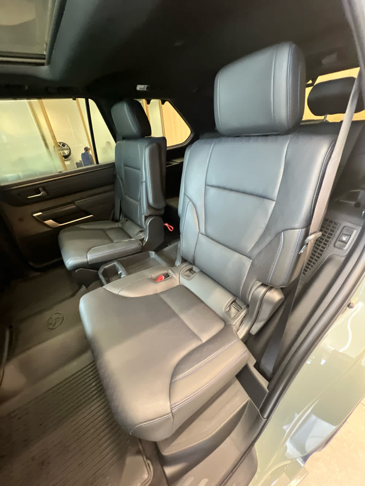 2026 Toyota Sequoia Platinum 4WD