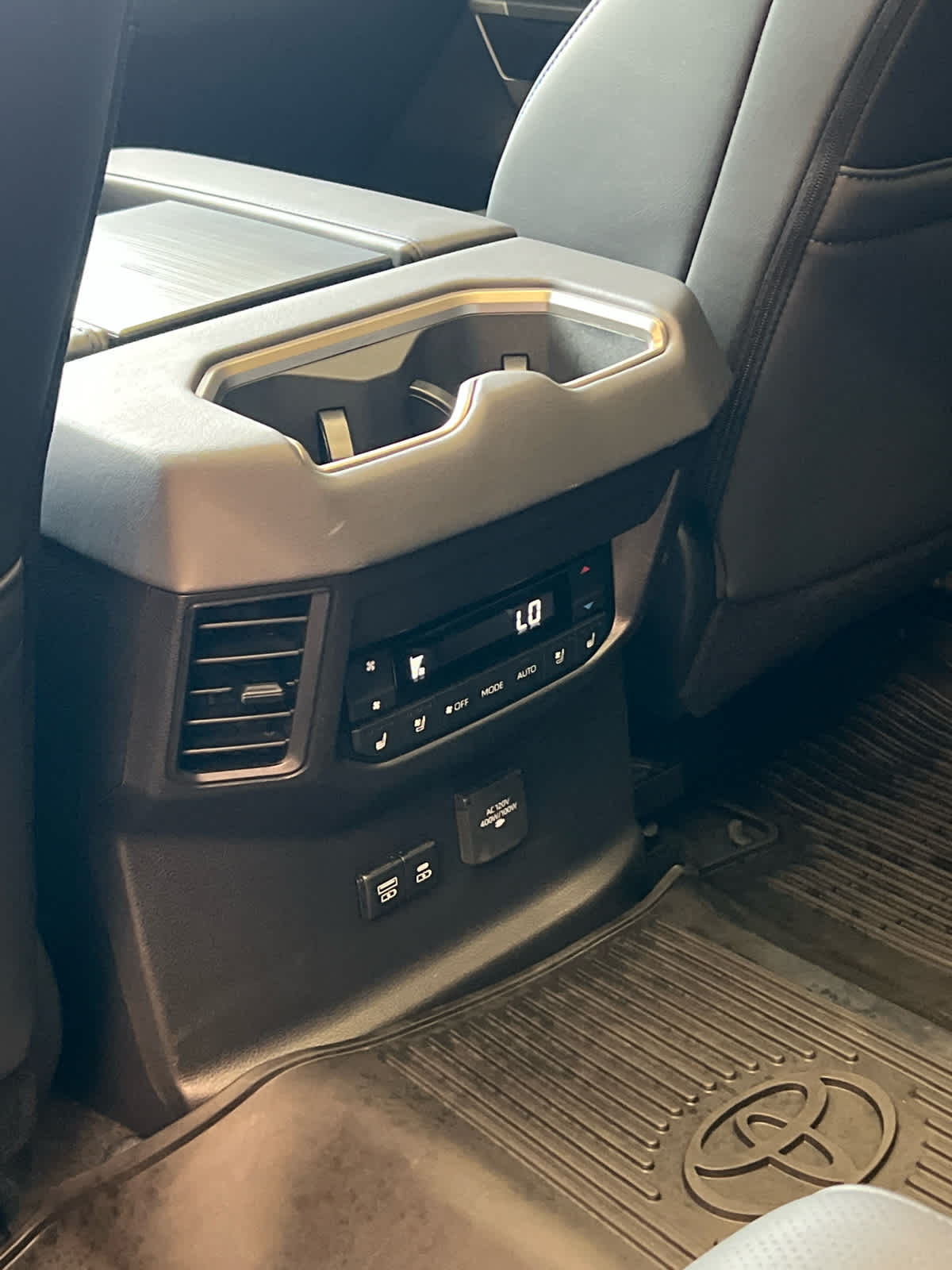 2026 Toyota Sequoia Platinum 4WD