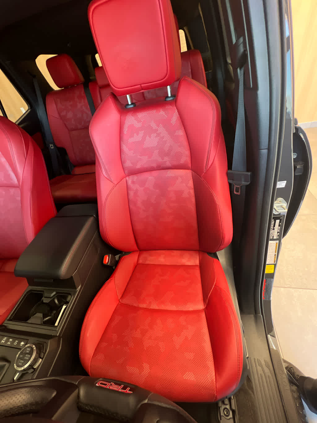 2025 Toyota 4Runner Hybrid TRD Pro 4WD