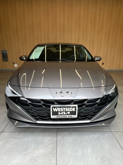 2022 Hyundai Elantra SEL IVT