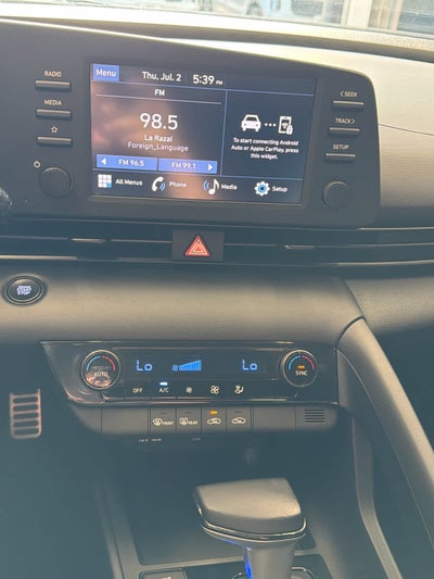 2025 Hyundai Elantra SEL Sport IVT