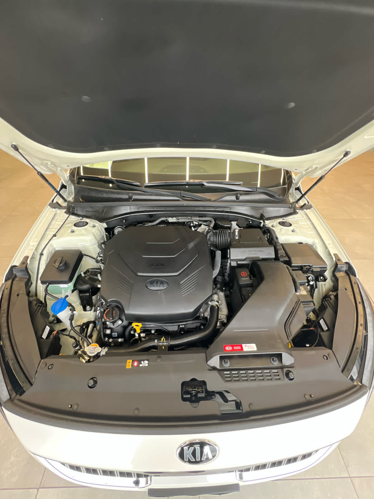 2020 Kia Cadenza Limited Sedan