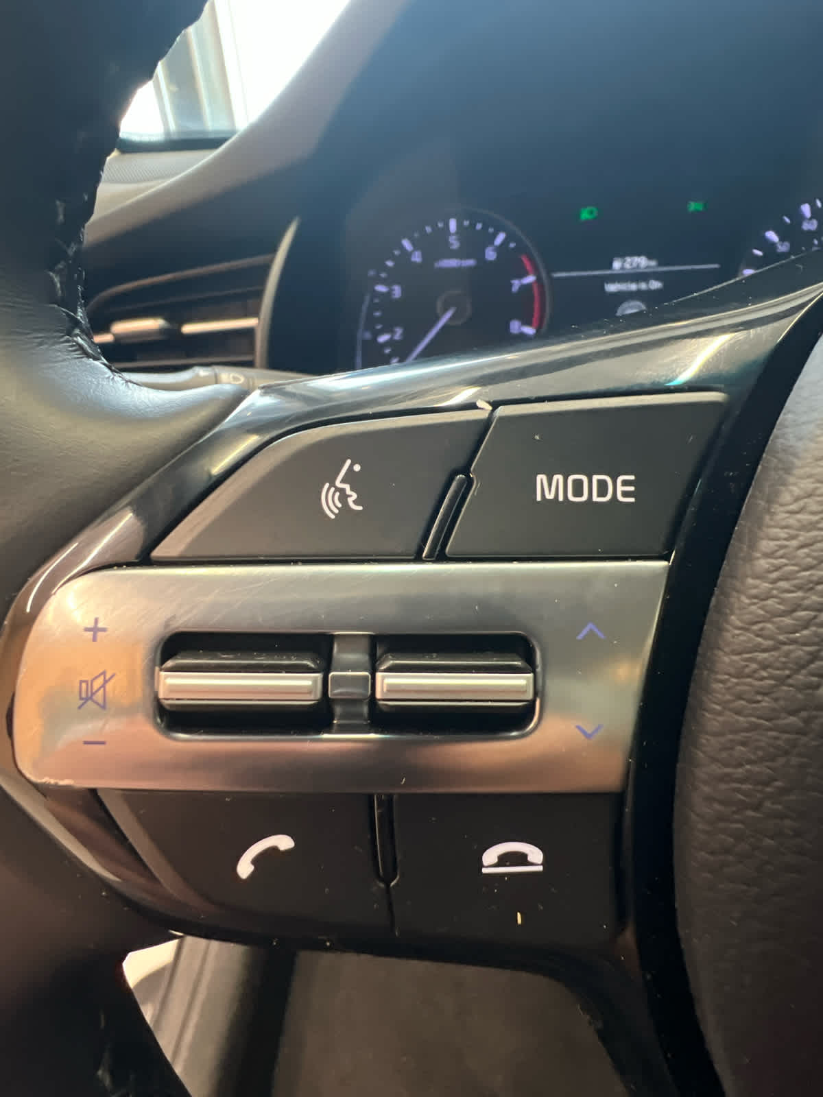 2020 Kia Cadenza Limited Sedan