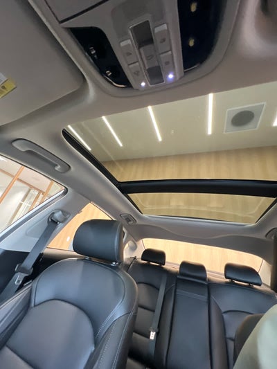 2020 Kia Cadenza Limited Sedan