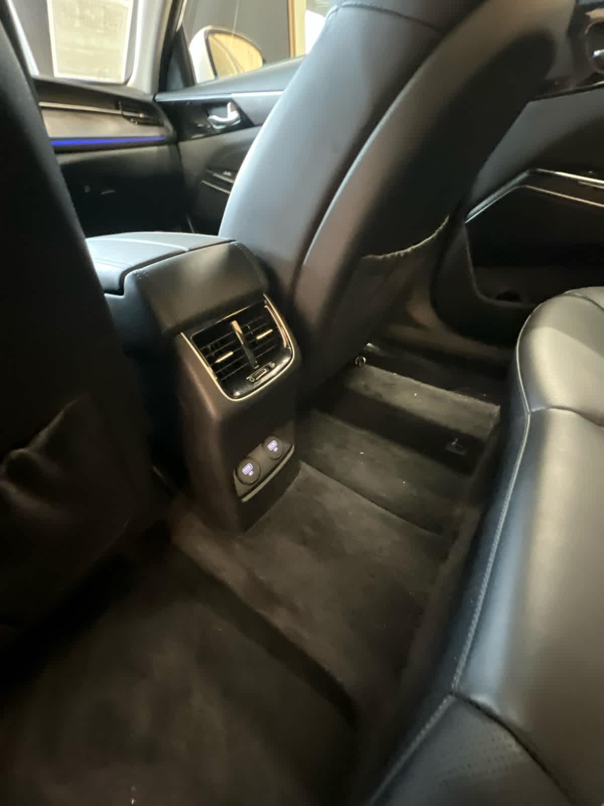 2020 Kia Cadenza Limited Sedan