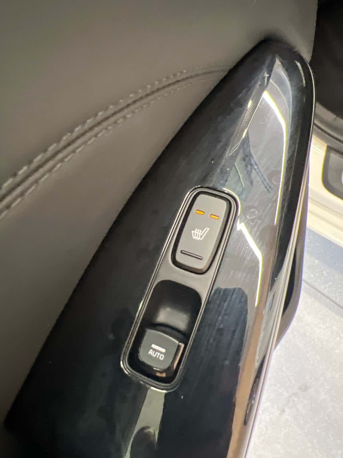 2020 Kia Cadenza Limited Sedan