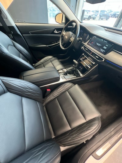 2020 Kia Cadenza Limited Sedan