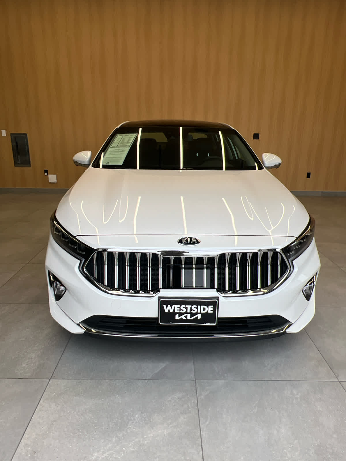 2020 Kia Cadenza Limited Sedan