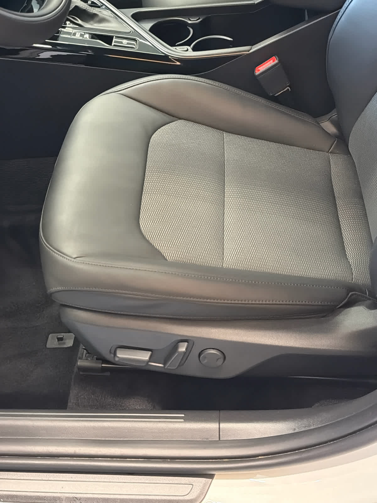 2023 Kia Niro EX FWD