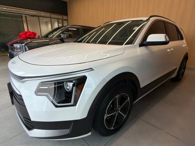 2023 Kia Niro EX FWD