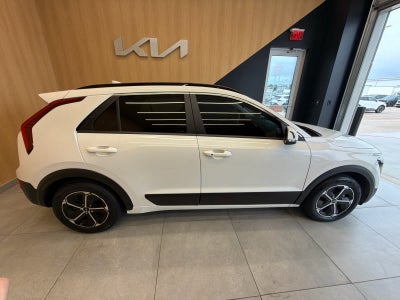 2023 Kia Niro EX FWD