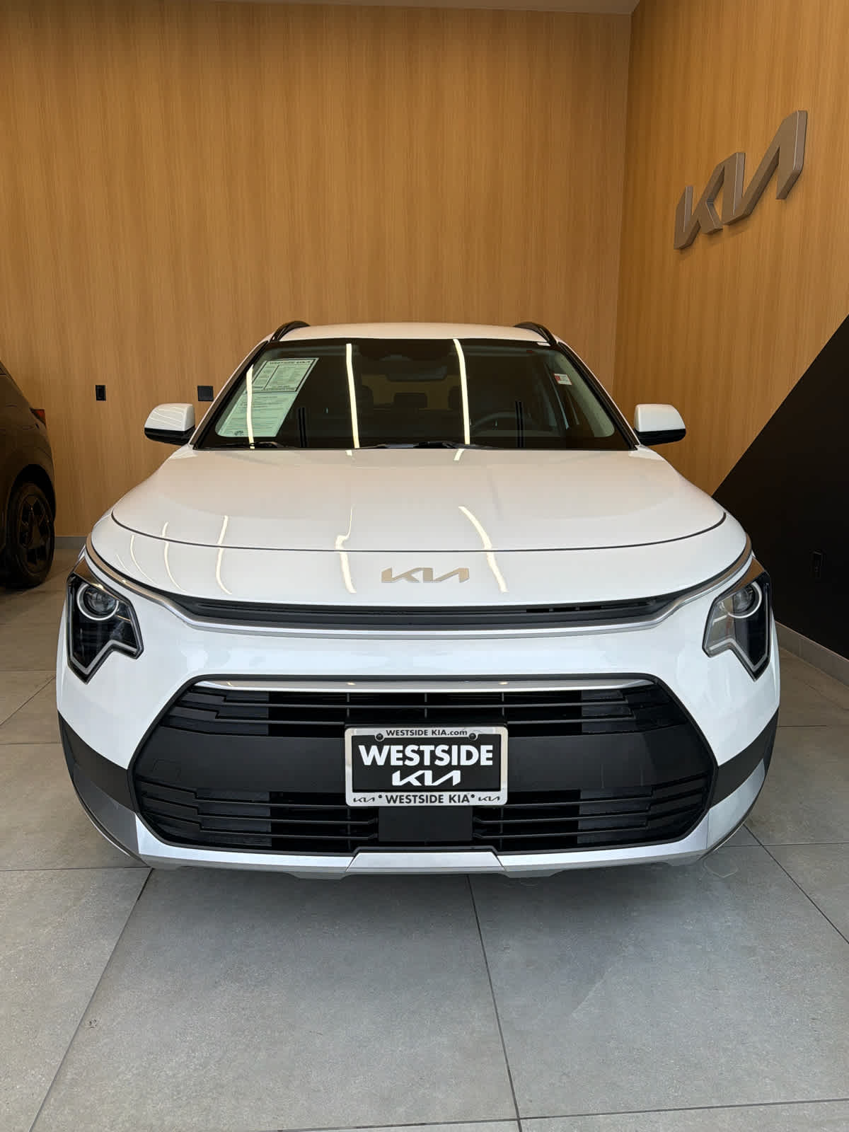 2023 Kia Niro EX FWD