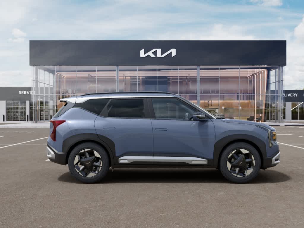 2027 Kia Seltos EX FWD