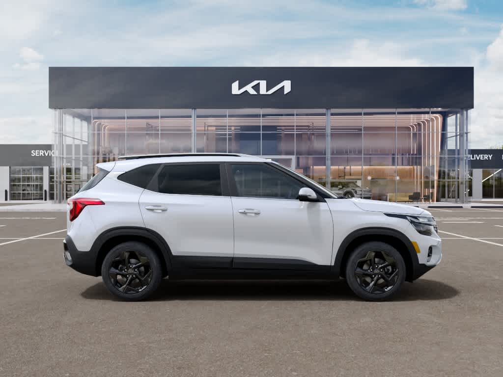 2026 Kia Seltos EX FWD
