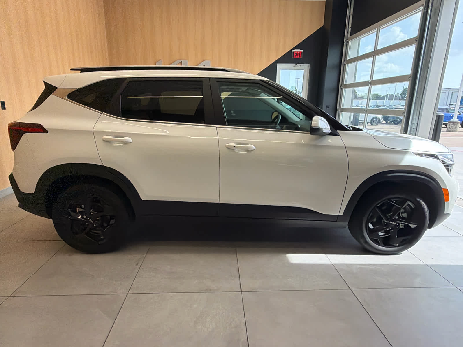 2026 Kia Seltos EX FWD