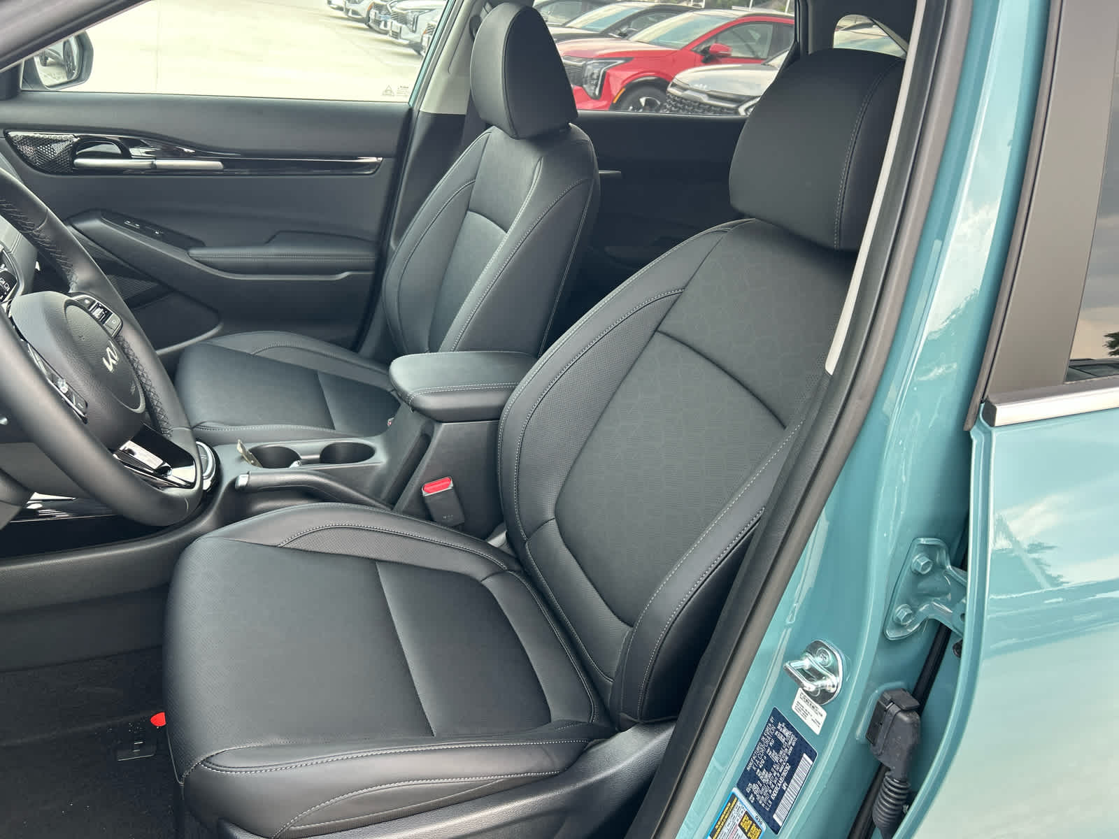 2025 Kia Seltos EX IVT AWD