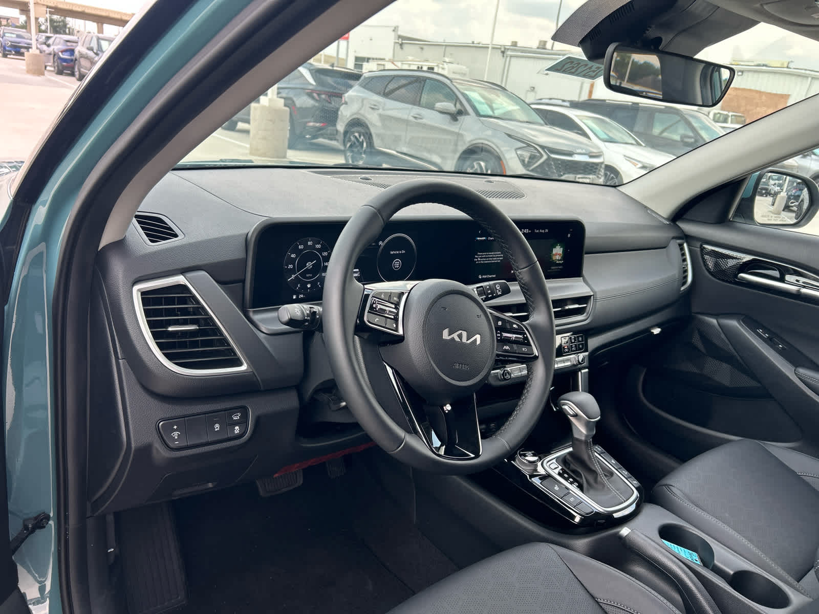 2025 Kia Seltos EX IVT AWD