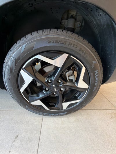 2024 Kia Seltos EX IVT AWD