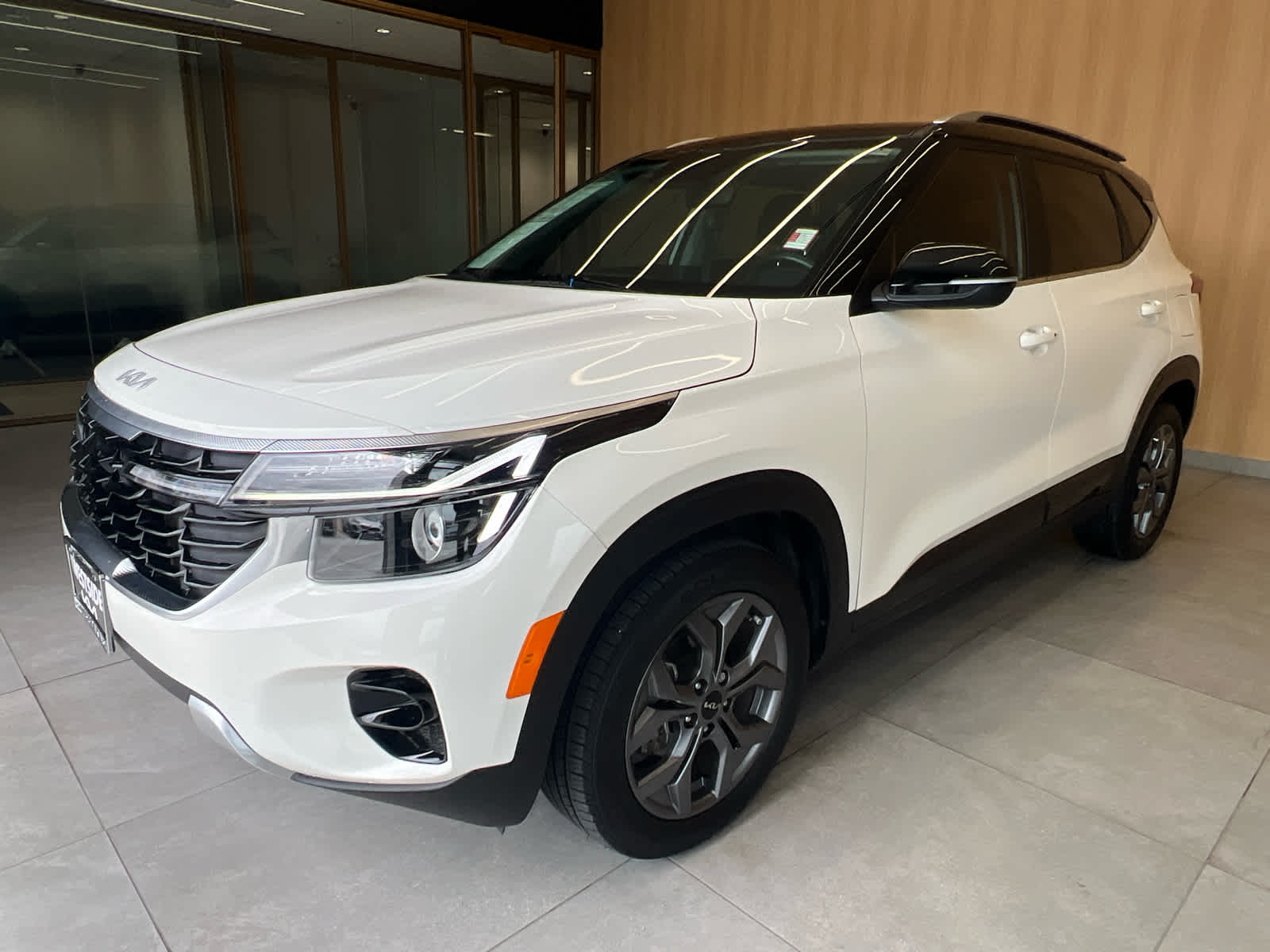 2024 Kia Seltos S IVT FWD