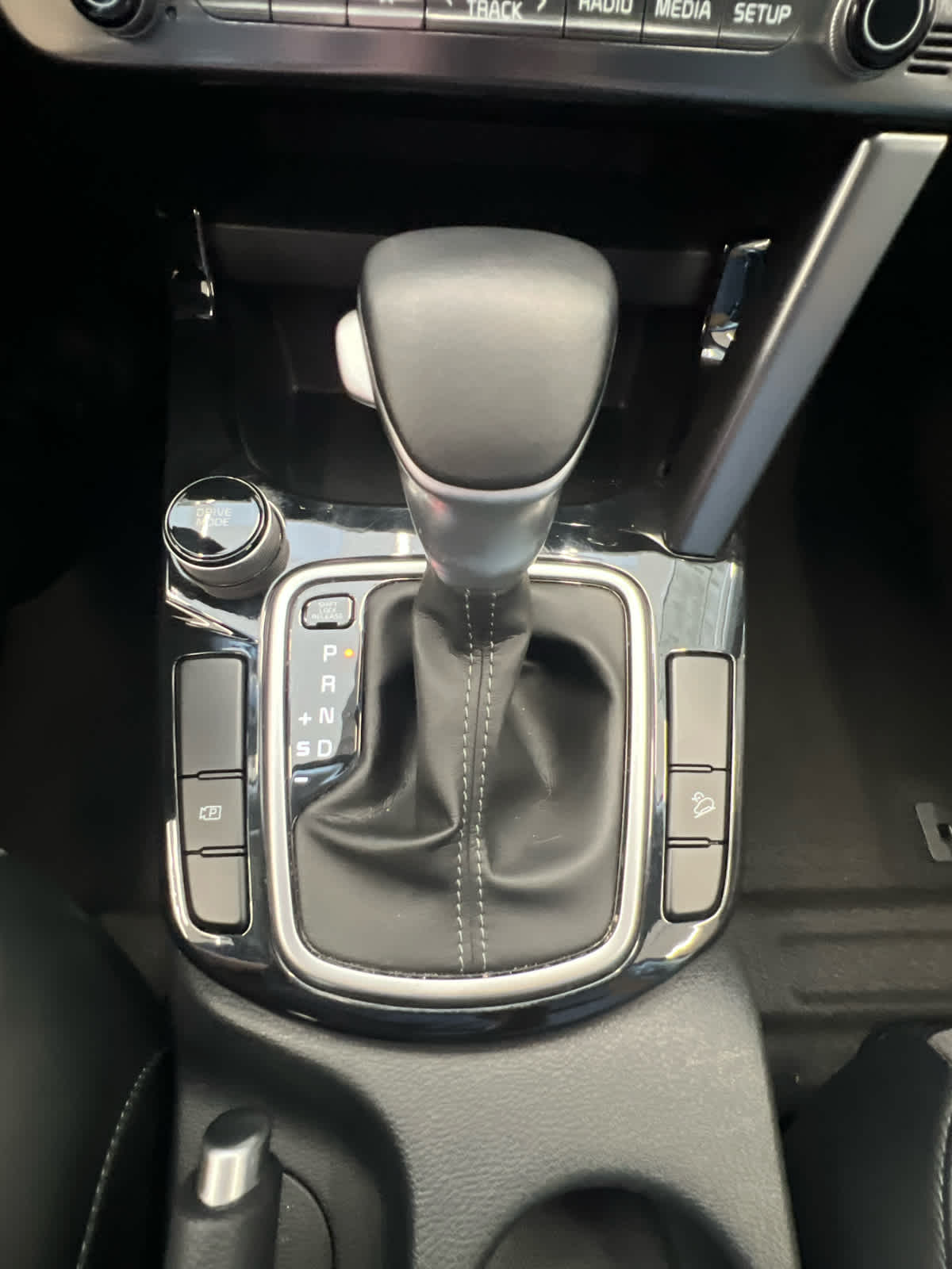 2024 Kia Seltos S IVT FWD