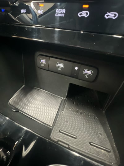 2022 Kia Carnival EX FWD