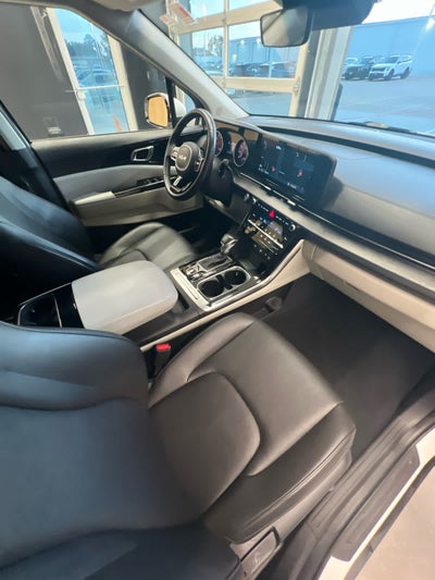 2022 Kia Carnival EX FWD