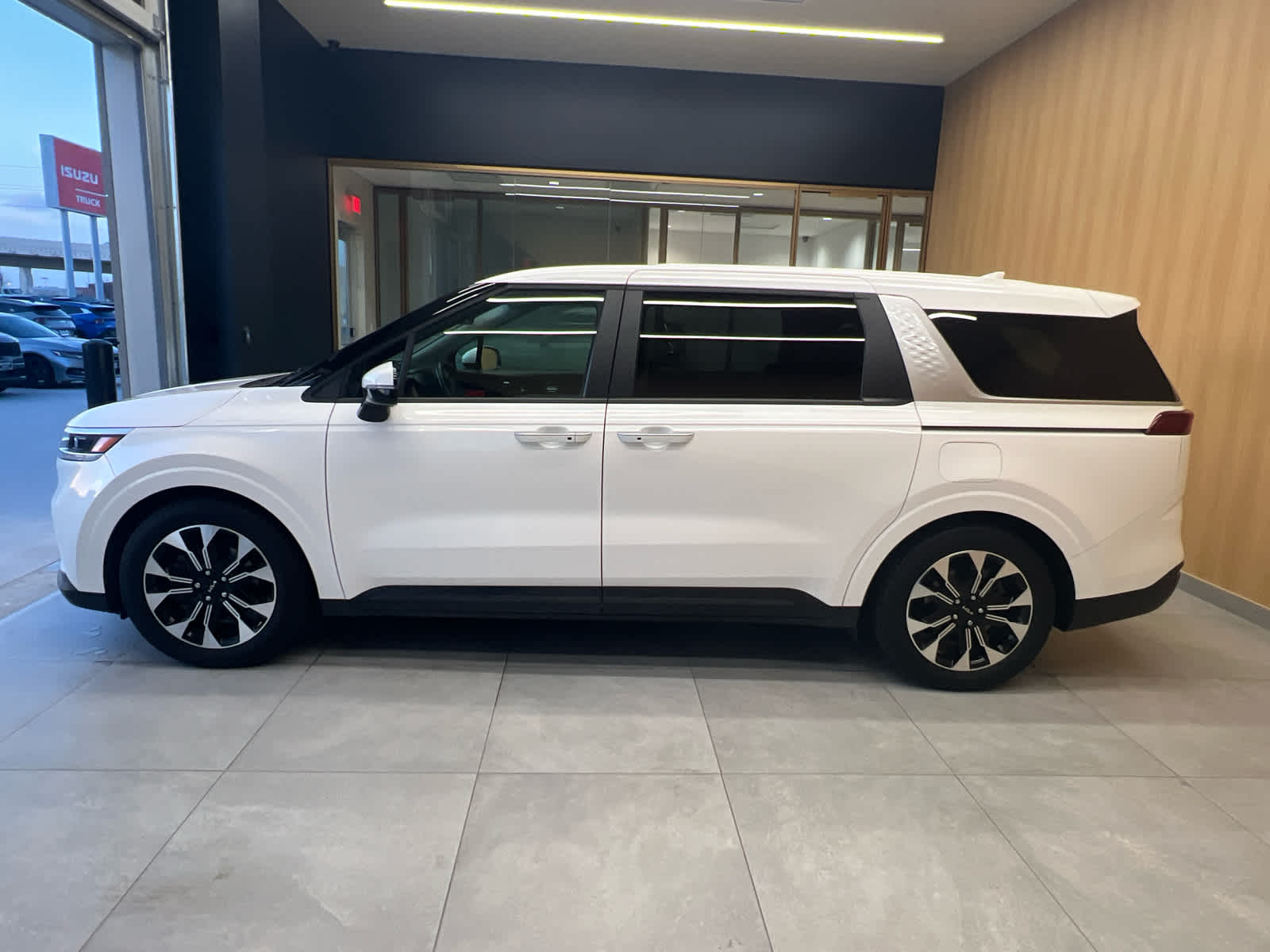 2022 Kia Carnival EX FWD