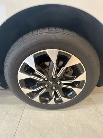 2022 Kia Carnival EX FWD