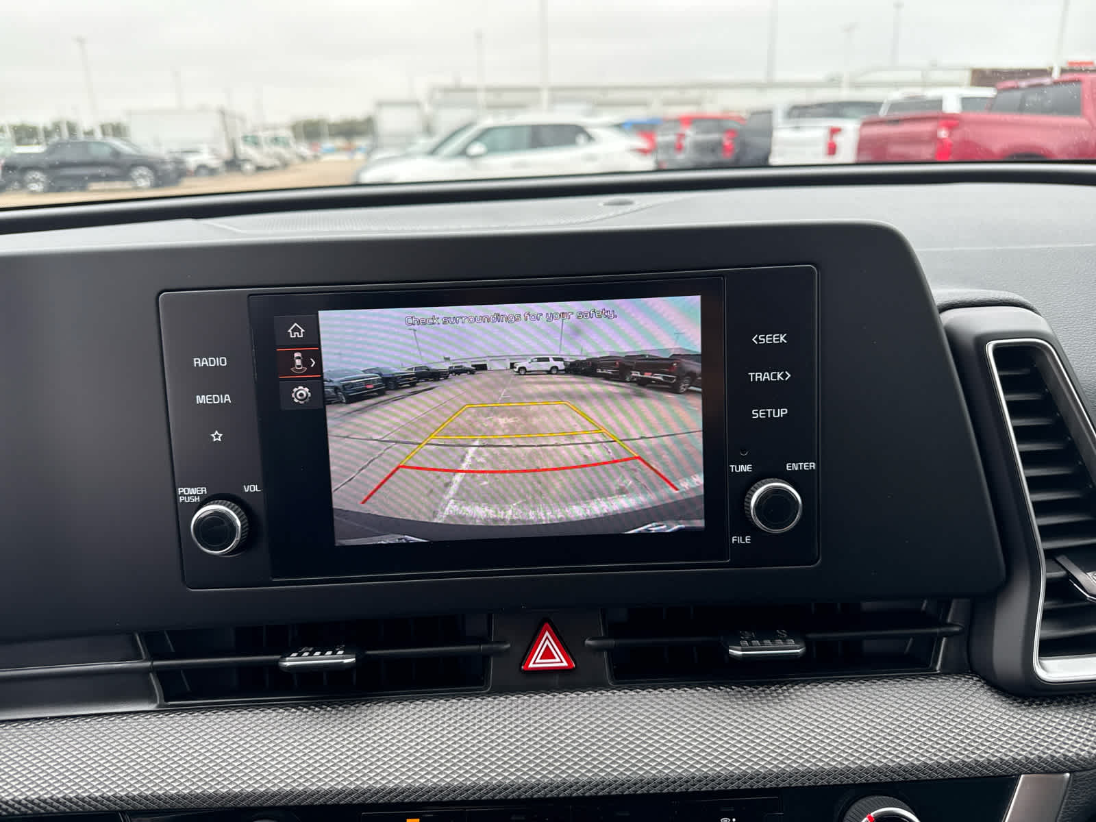 2025 Kia Sportage LX FWD