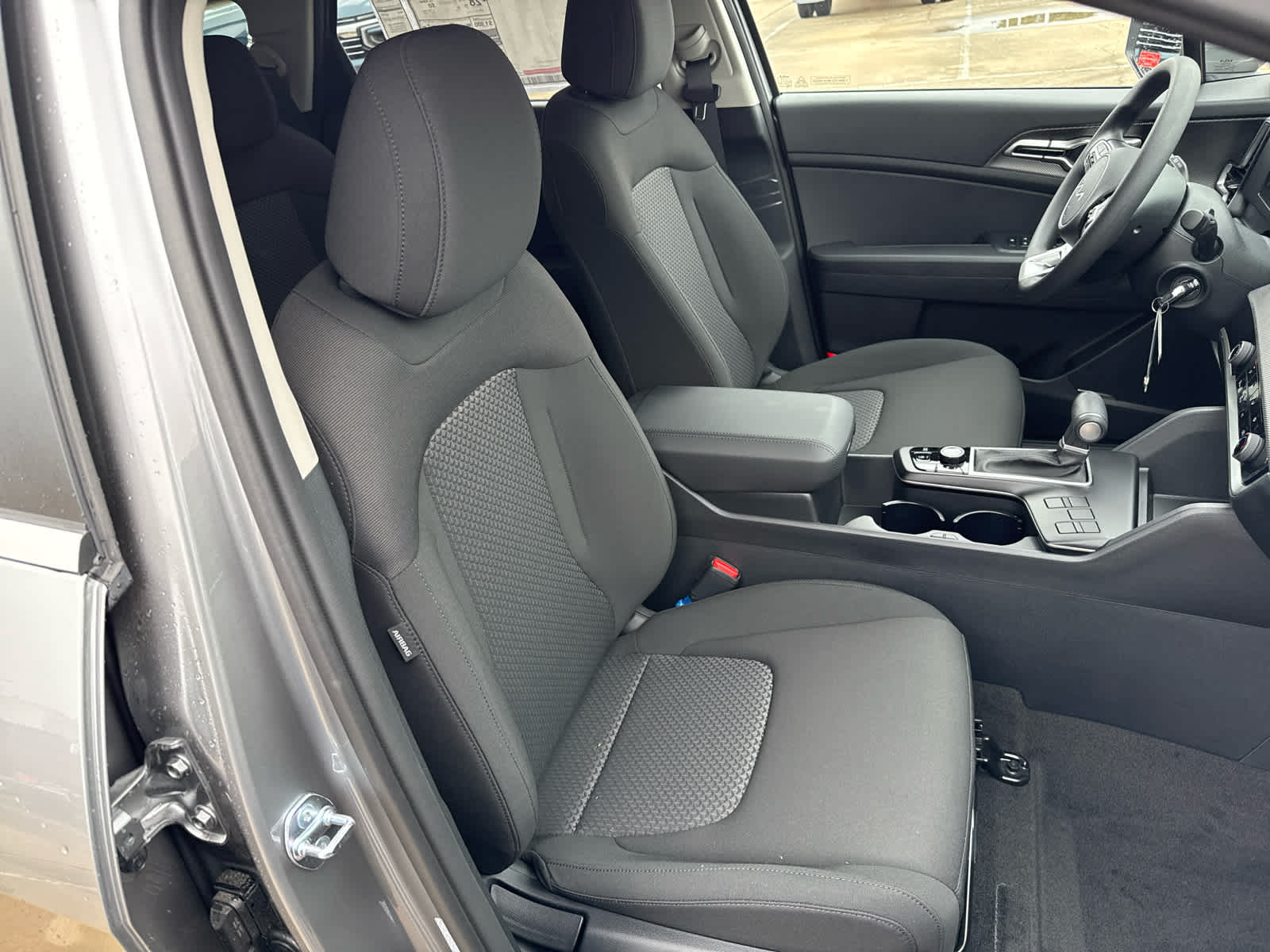 2025 Kia Sportage LX FWD