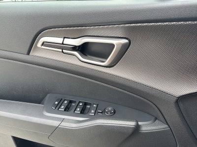 2025 Kia Sportage LX FWD