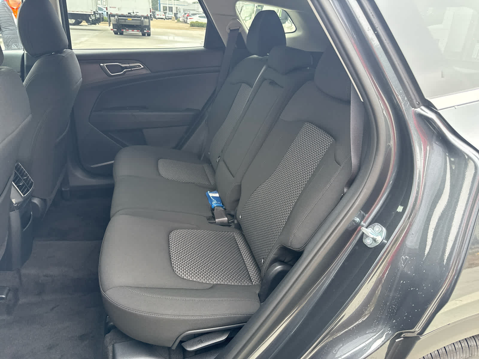 2025 Kia Sportage LX FWD