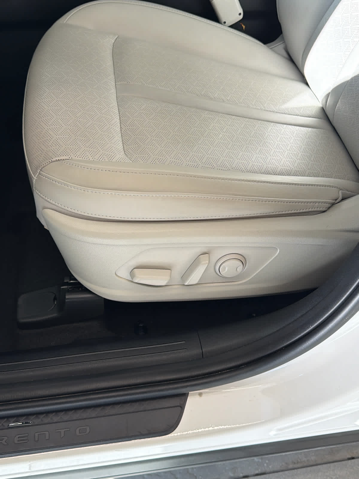 2023 Kia Sorento Hybrid EX FWD